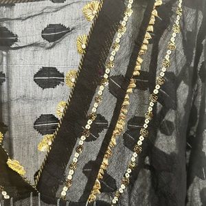 Ethnic outfitters shirt with inner.